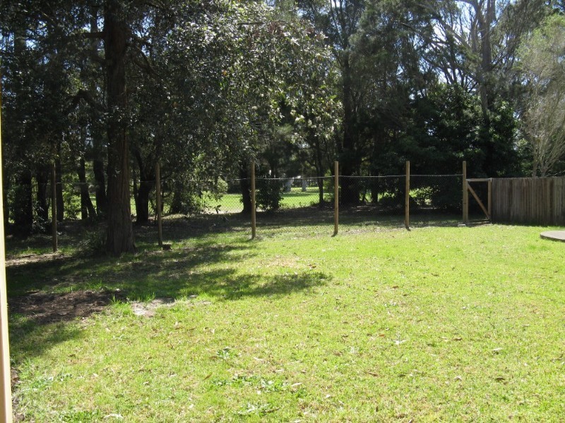 75 Waratah Crescent, Sanctuary Point NSW 2540