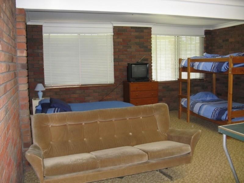 83 Greville Avenue, Sanctuary Point NSW 2540