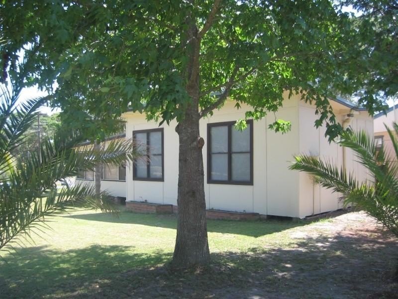 2 Walmer Avenue, Sanctuary Point NSW 2540