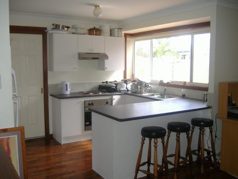 11 Truscott Avenue, Sanctuary Point NSW 2540