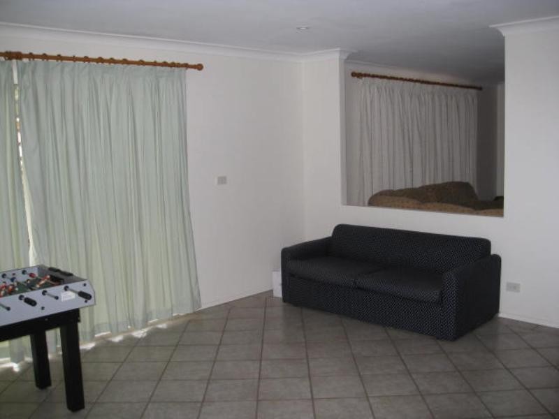 6 Nadine Street, Sanctuary Point NSW 2540