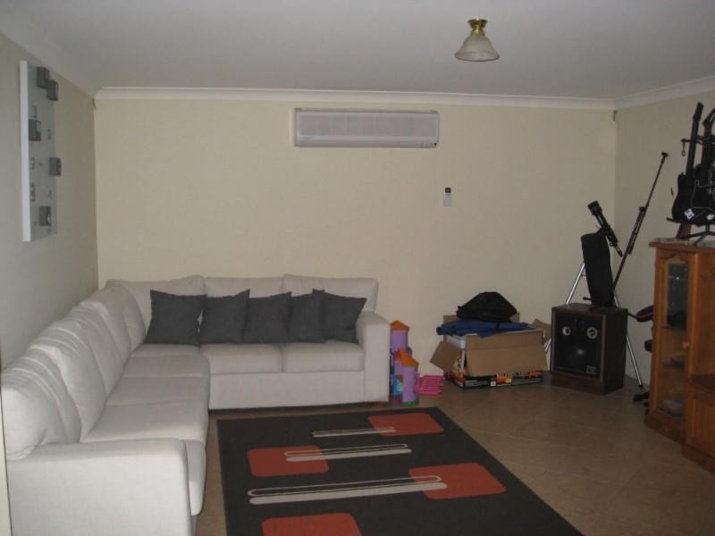 18 Kingsford Smith Crescent, Sanctuary Point NSW 2540