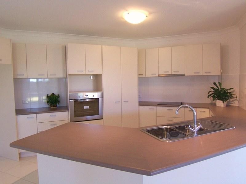 6 Jade Court, Little Mountain QLD 4551