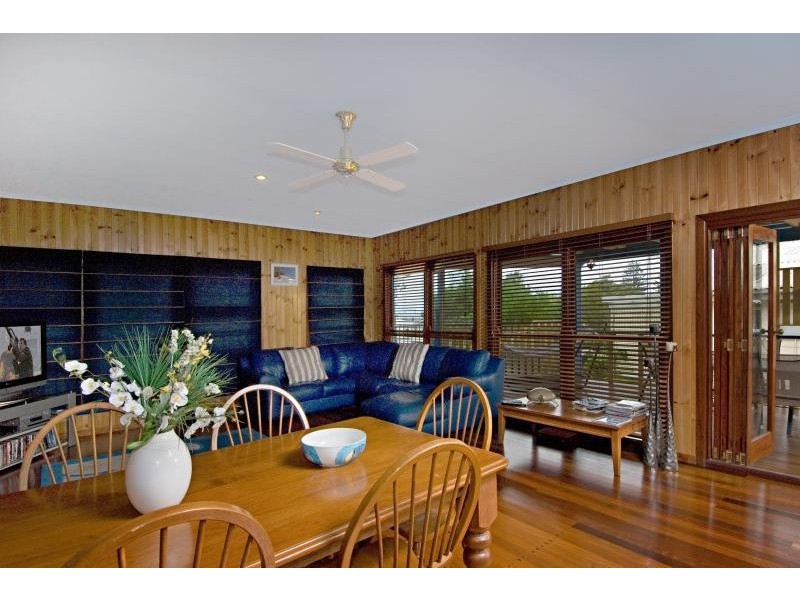 8 King Street, Kings Beach QLD 4551