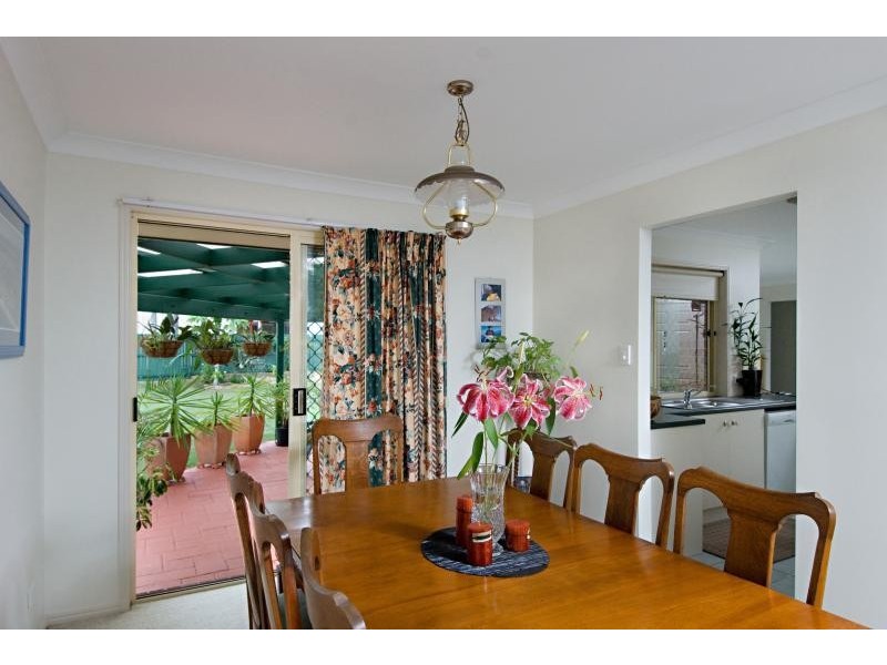 6 Rhodes Place, Aroona QLD 4551