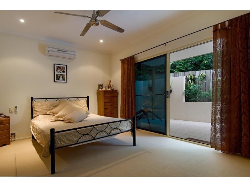 8 Parklands Boulevard, Little Mountain QLD 4551