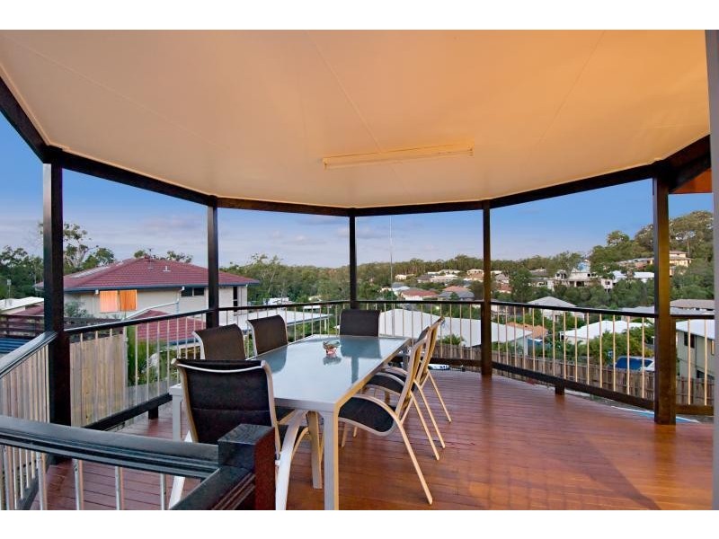 8 Gallery Place, Little Mountain QLD 4551