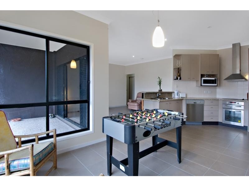 12 Nebo Street, Caloundra West QLD 4551