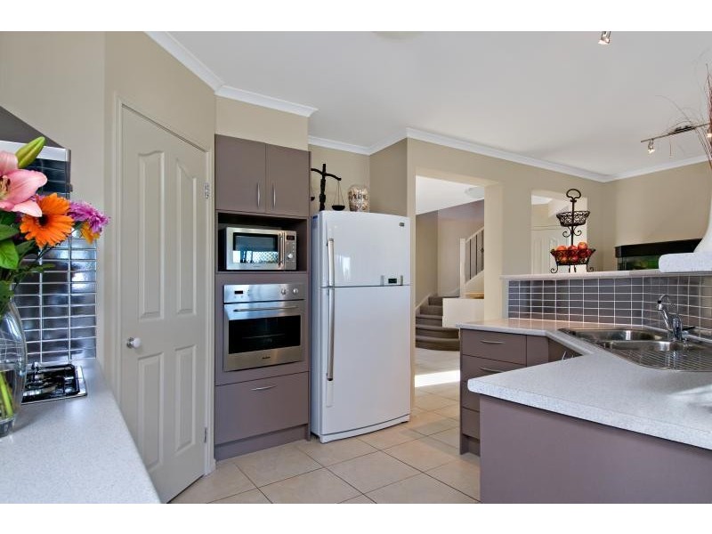 26 Kuthar Street, Pelican Waters QLD 4551