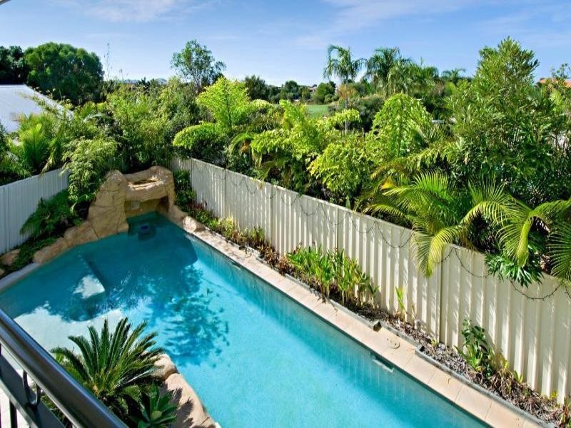 1/40 Millennium Circuit, Pelican Waters QLD 4551