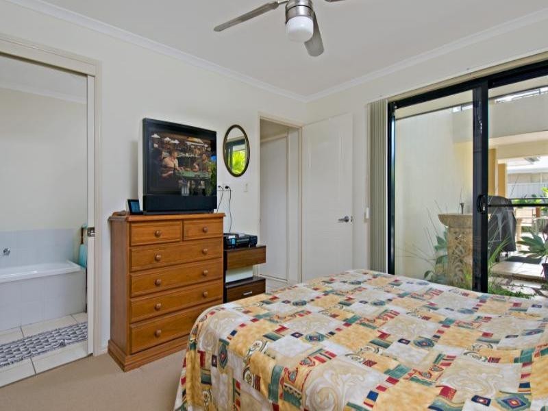 1/40 Millennium Circuit, Pelican Waters QLD 4551