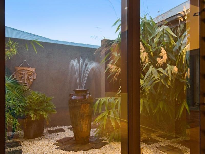 28 Wallaby Circuit, Pelican Waters QLD 4551