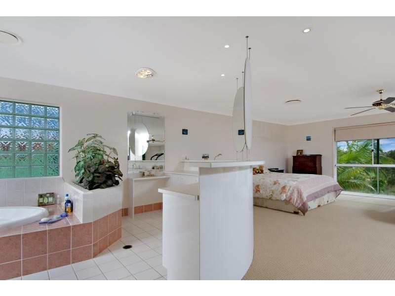 5 Midden Place, Pelican Waters QLD 4551