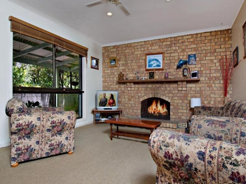 11 Beech Road, Landsborough QLD 4550