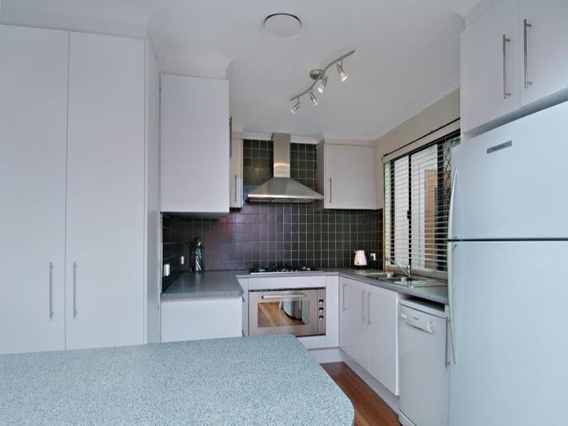 13 Beech Road, Landsborough QLD 4550