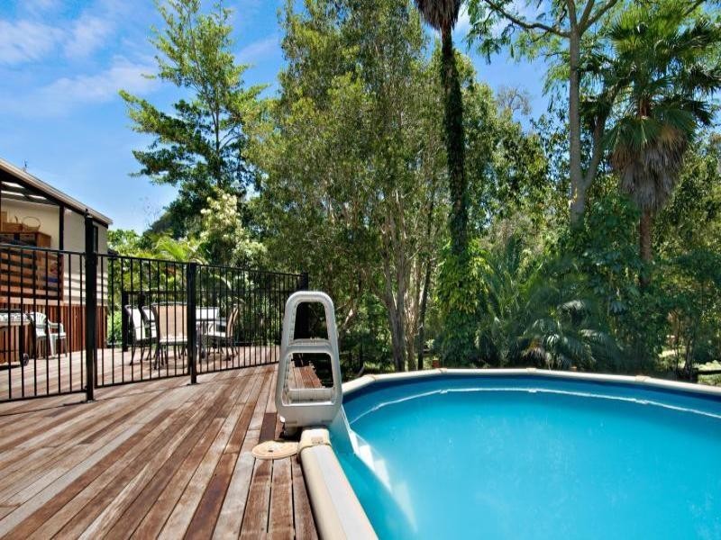 13 Beech Road, Landsborough QLD 4550