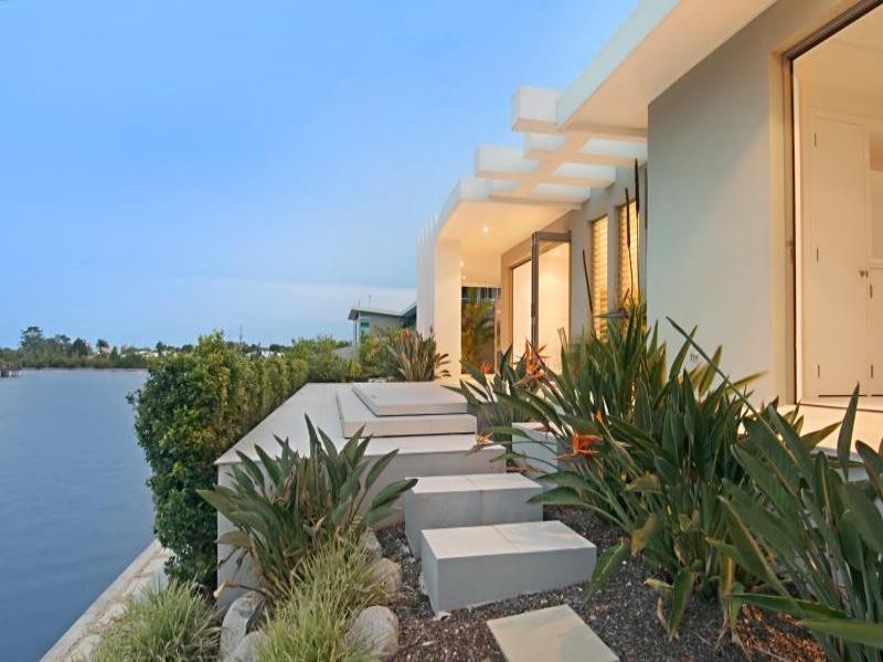 6 Columba Place, Pelican Waters QLD 4551