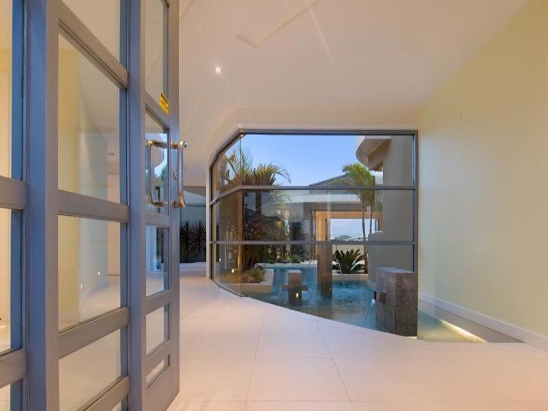6 Columba Place, Pelican Waters QLD 4551