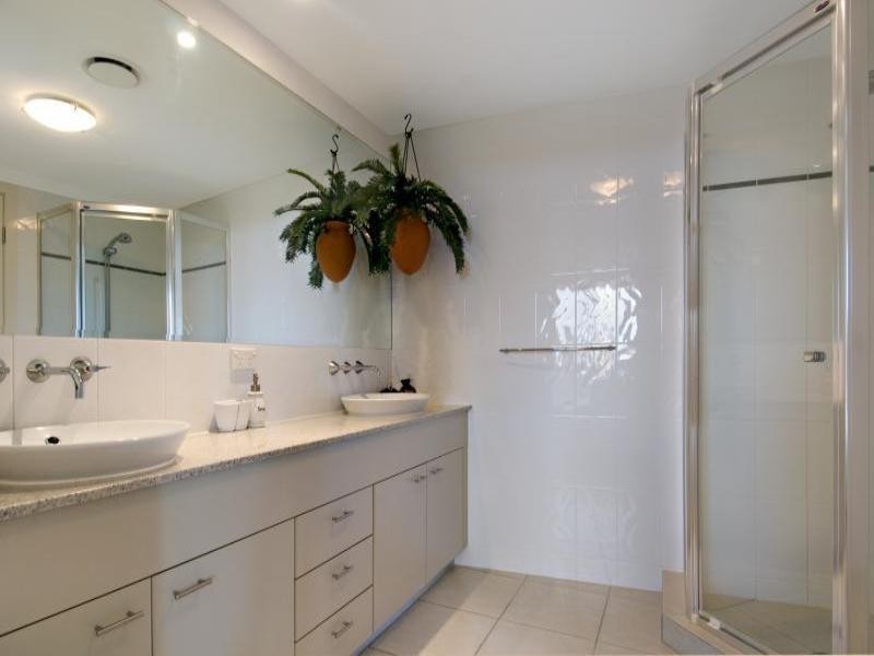 74/1 Vardon Point Millennium Circuit, Pelican Waters QLD 4551