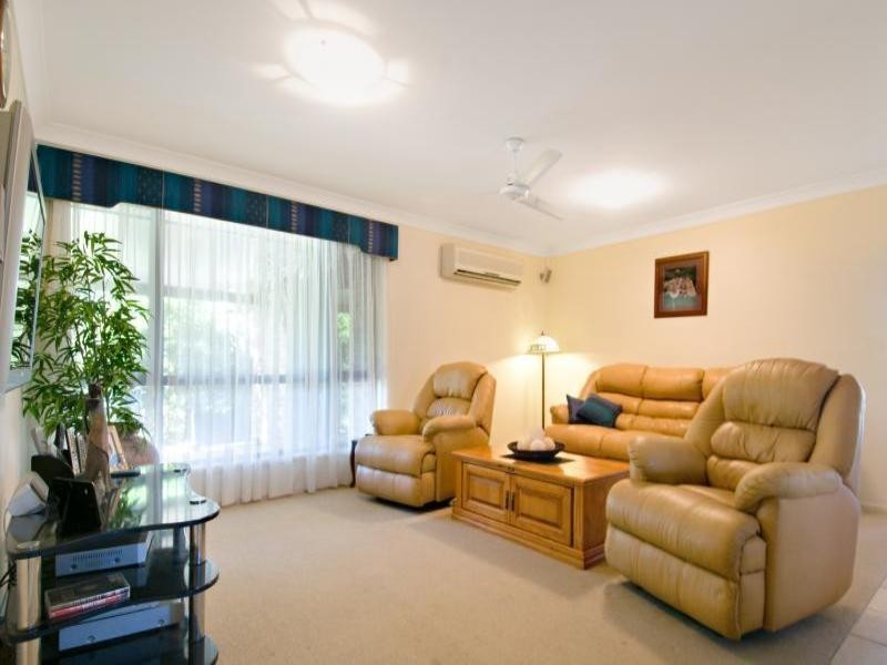 6 Resolution Street, Pelican Waters QLD 4551