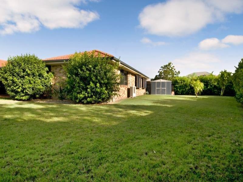 6 Resolution Street, Pelican Waters QLD 4551
