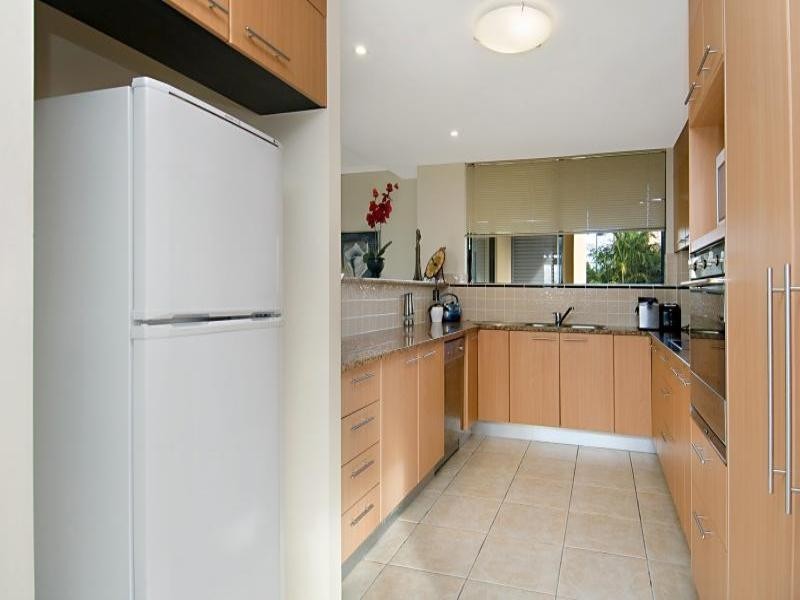 68/1 Vardon Point Millennium Circuit, Pelican Waters QLD 4551