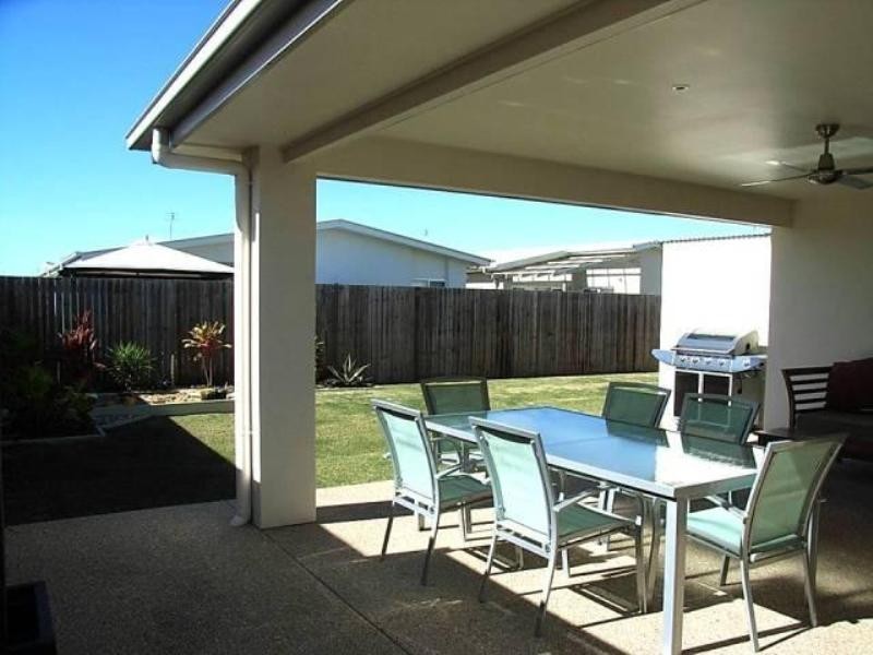 48 Crater Street, Caloundra West QLD 4551