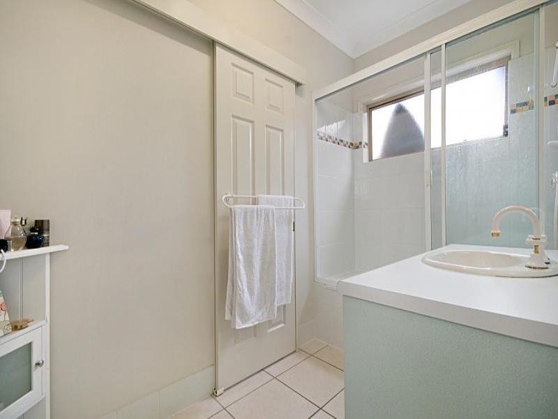 6 Huntley Place, Caloundra West QLD 4551