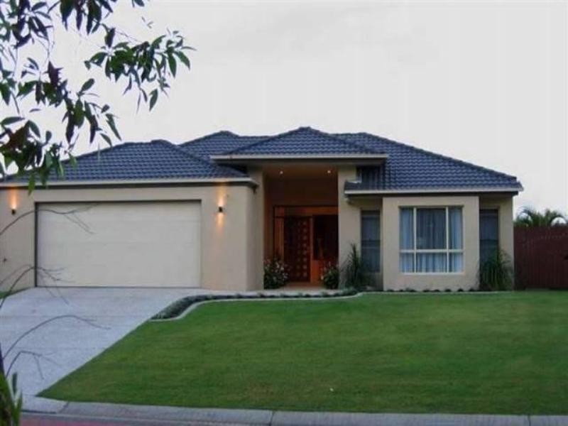 2 Fernleaf Court, Currimundi QLD 4551
