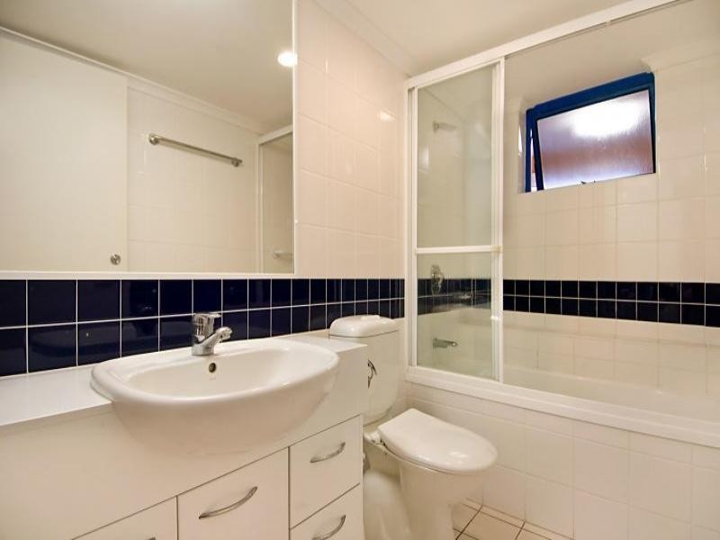 25/1 The Jetty, Raleigh Street, Golden Beach QLD 4551