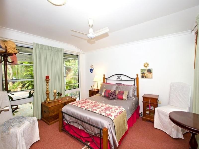 1/5 Gamban Esplanade,, Currimundi QLD 4551