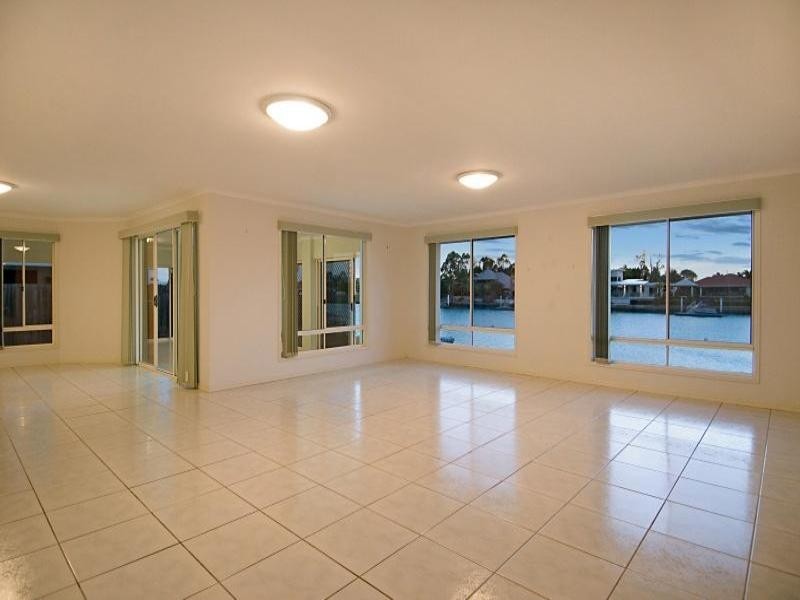 10 Godwin Place, Pelican Waters QLD 4551