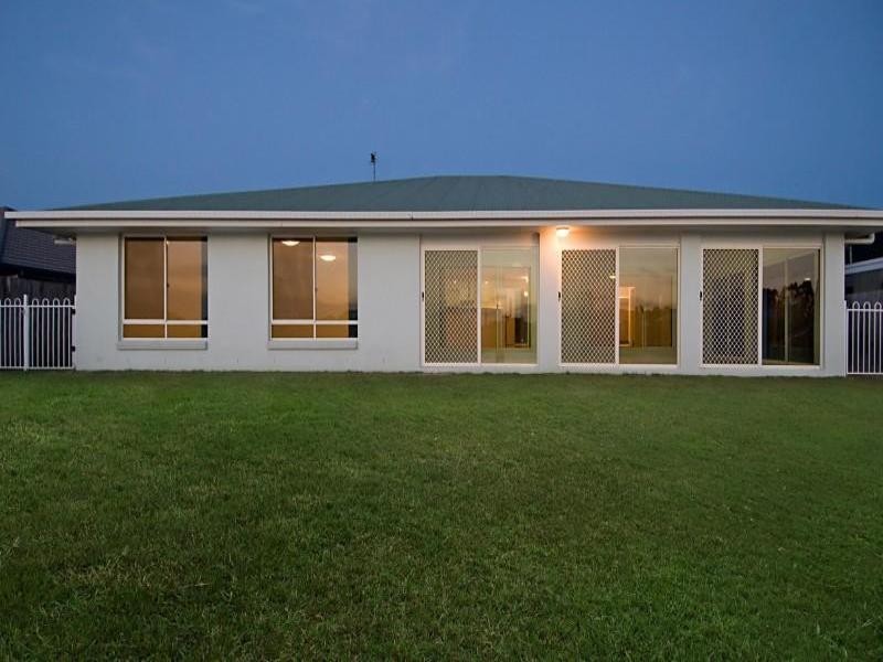 10 Godwin Place, Pelican Waters QLD 4551