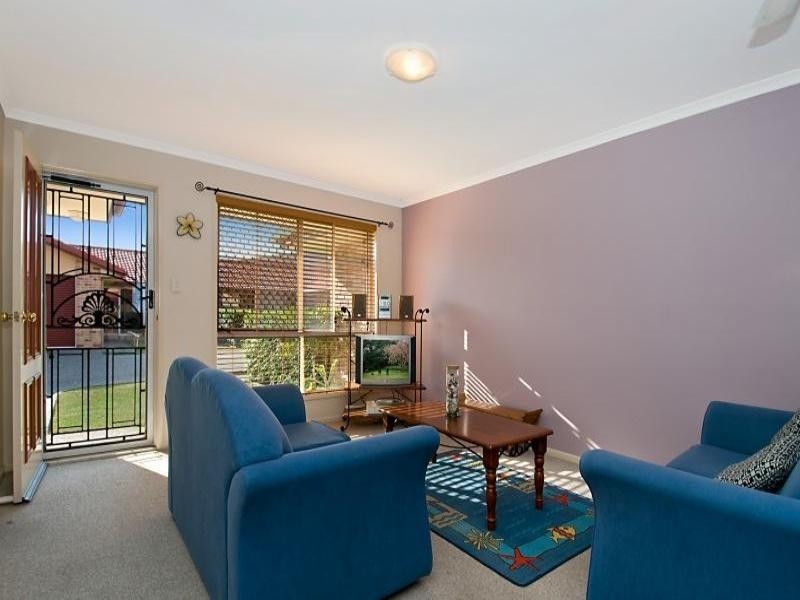 2/25 Summer Breeze Villas, North Street, Golden Beach QLD 4551