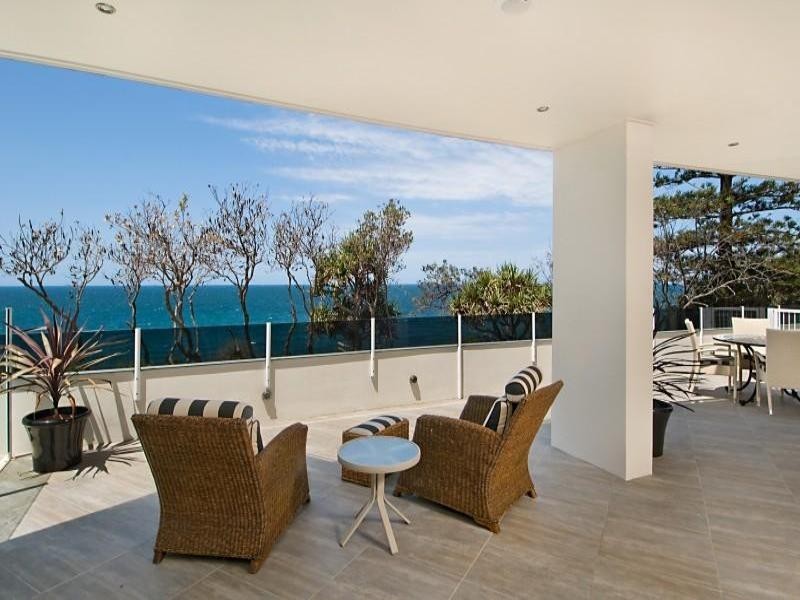 1 Mcilwraith Street, Moffat Beach QLD 4551