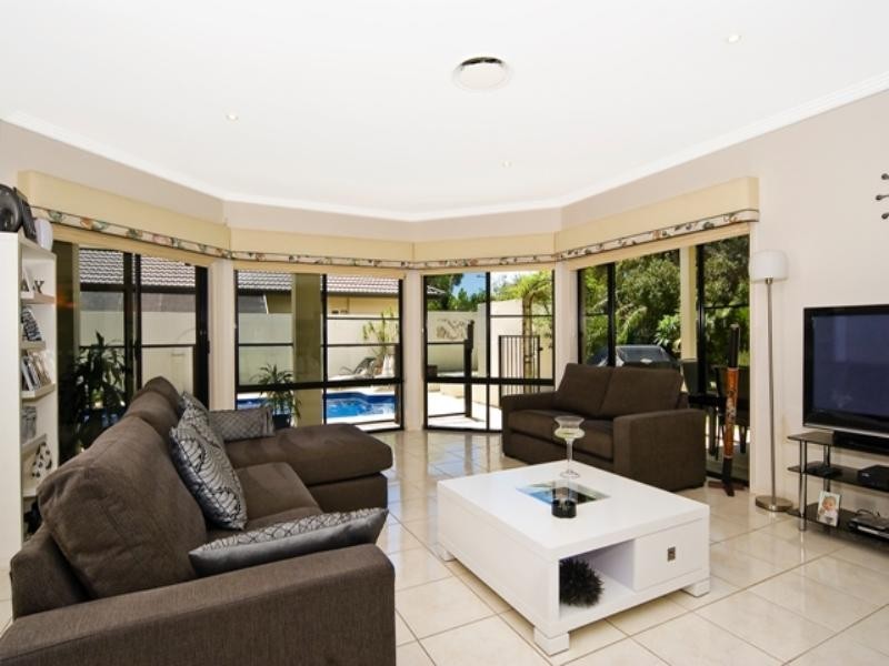 23 Midden Place, Pelican Waters QLD 4551