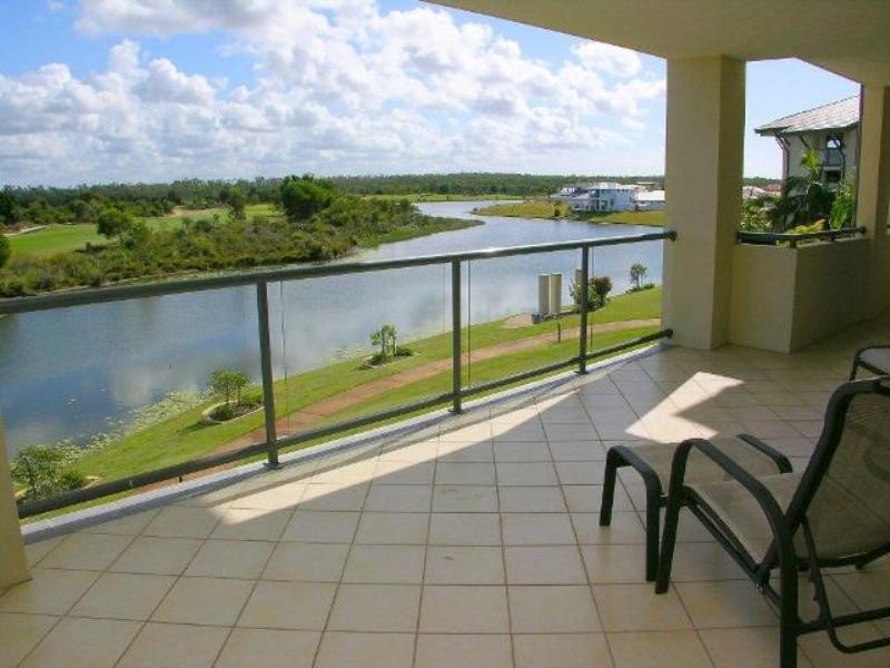 Unit 26 ‘Vardon Point’ 1 Millennium Circuit, Pelican Waters QLD 4551