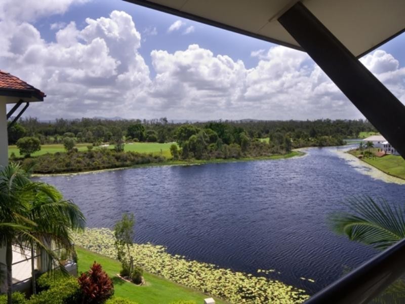 Unit 8 ‘Vardon Point’ 1 Millennium Circuit, Pelican Waters QLD 4551