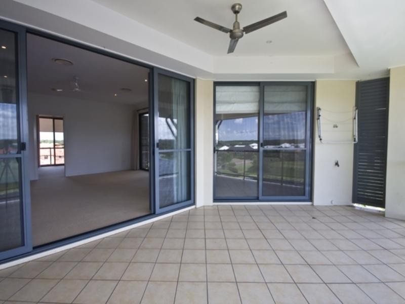 Unit 8 ‘Vardon Point’ 1 Millennium Circuit, Pelican Waters QLD 4551