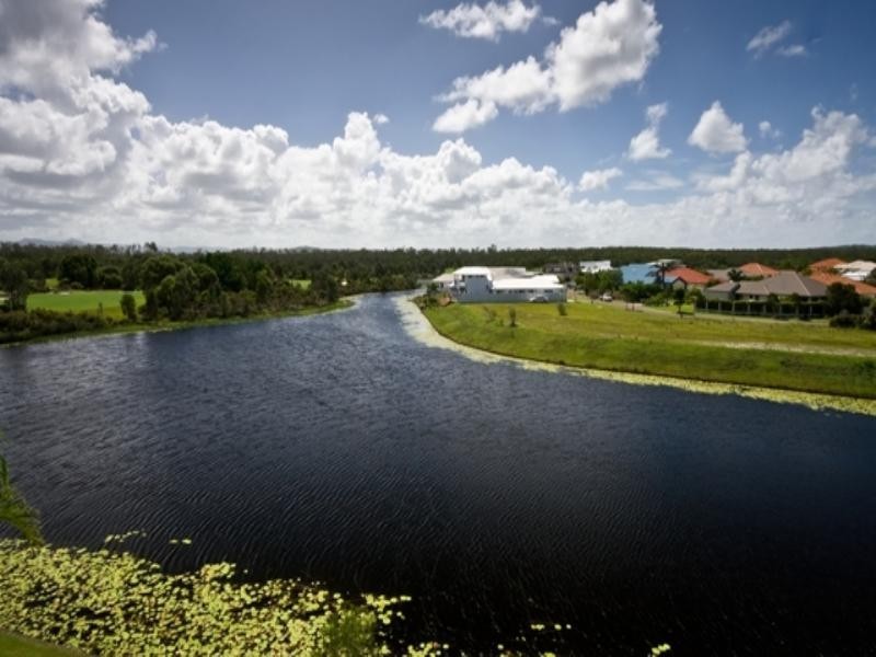 Unit 8 ‘Vardon Point’ 1 Millennium Circuit, Pelican Waters QLD 4551