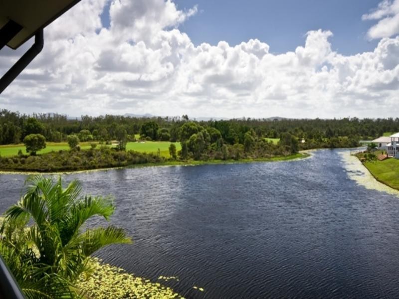Unit 8 ‘Vardon Point’ 1 Millennium Circuit, Pelican Waters QLD 4551