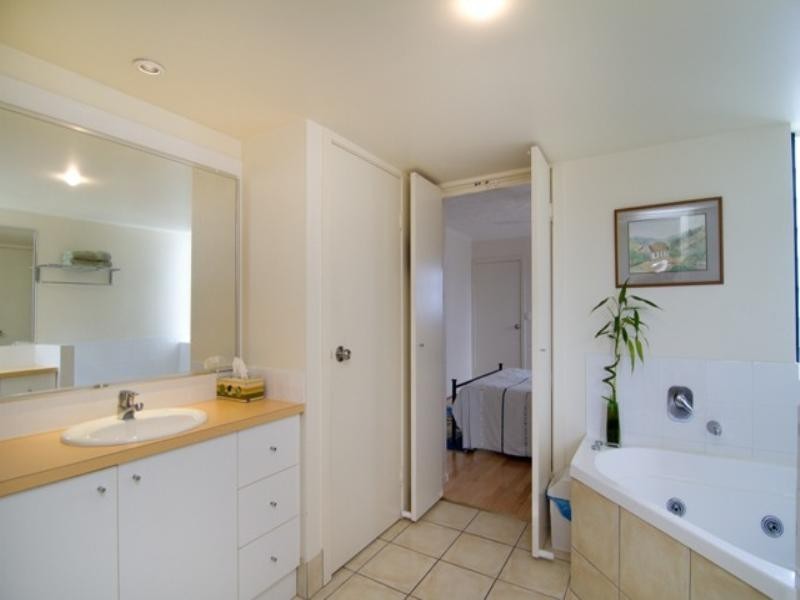 Unit 505 ‘The Moorings’ 89 The Esplanade, Golden Beach QLD 4551