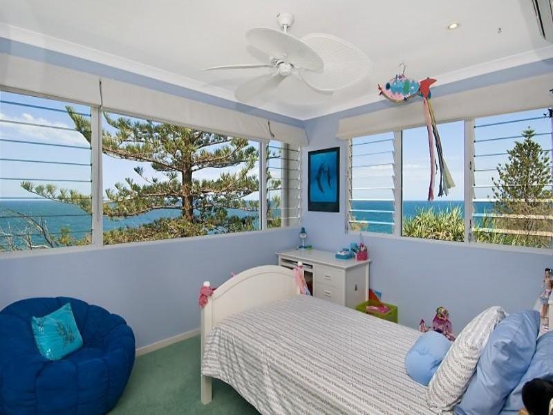 1 Mcilwraith Street, Moffat Beach QLD 4551