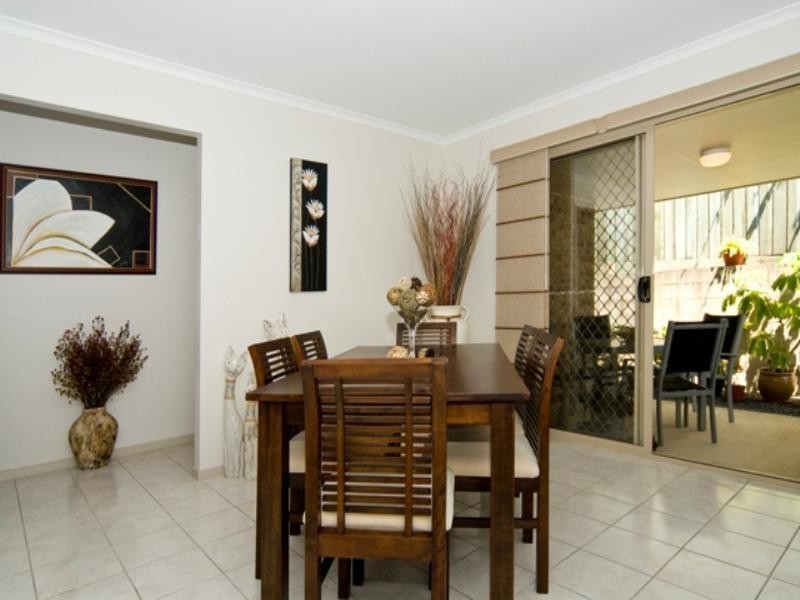 Unit 1 ‘Seachange’ 75 Caloundra Road, Little Mountain QLD 4551