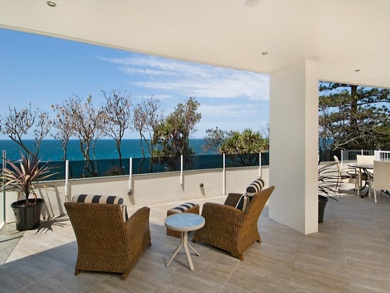 1 McIlwraith Street, Moffat Beach QLD 4551