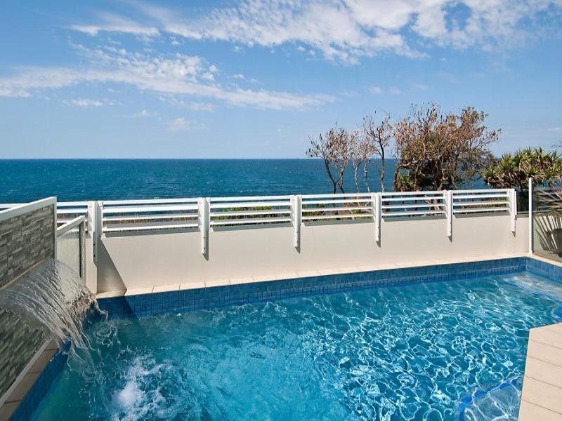 1 McIlwraith Street, Moffat Beach QLD 4551