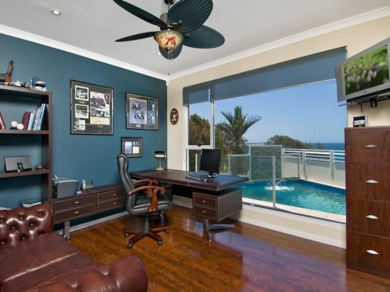 1 McIlwraith Street, Moffat Beach QLD 4551