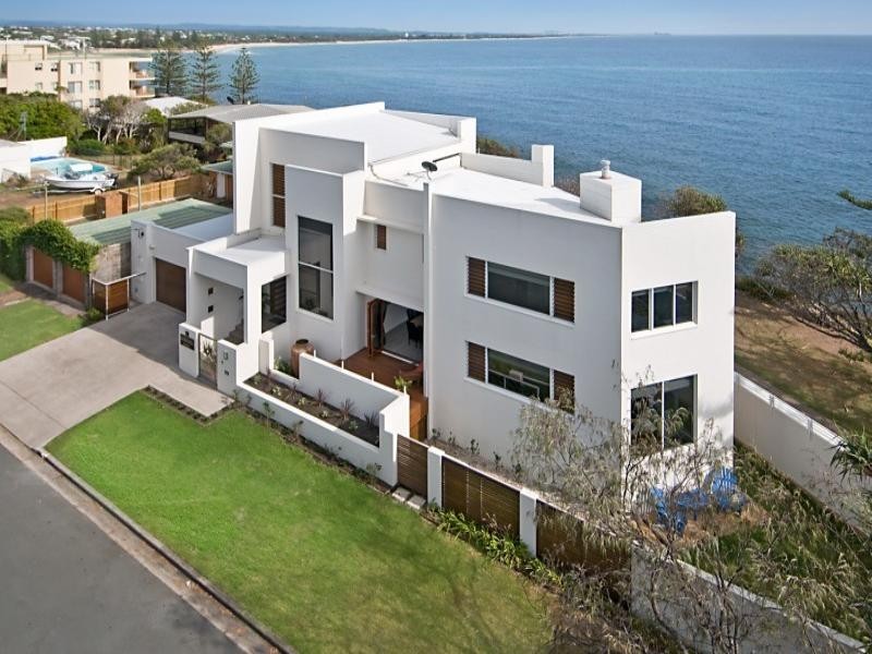 1 McIlwraith Street, Moffat Beach QLD 4551