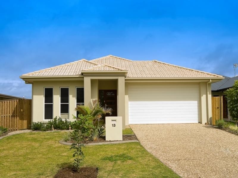 13 Eyre Place, Caloundra West QLD 4551