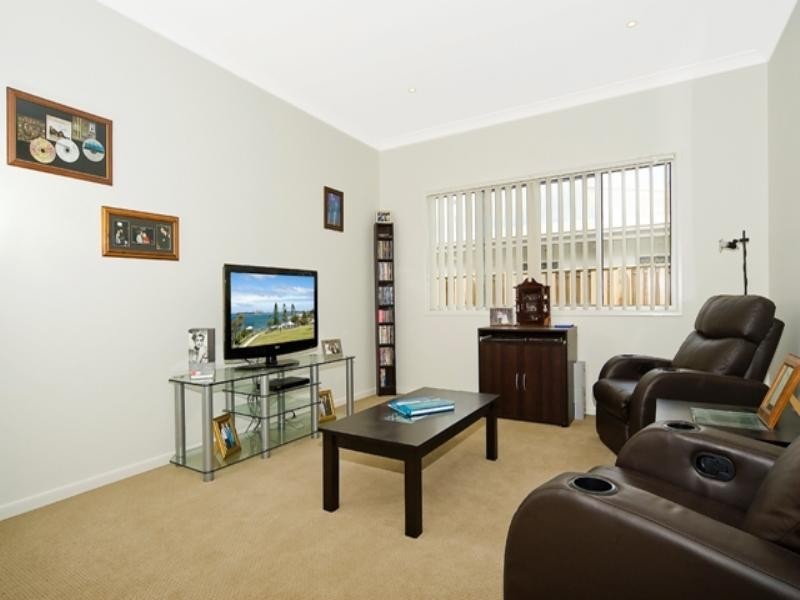 13 Eyre Place, Caloundra West QLD 4551